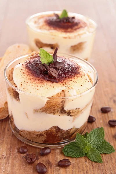 Kieliszek tiramisu — Zdjęcie stockowe