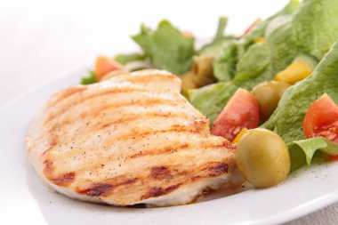 tavuk göğsü ve sebze