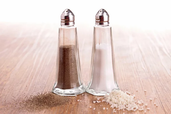 Peppar och salt — Stockfoto