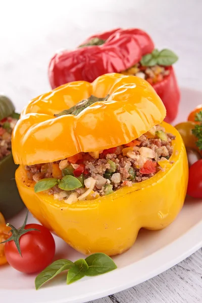 Stuffed bell pepper with meat — Stock Photo, Image