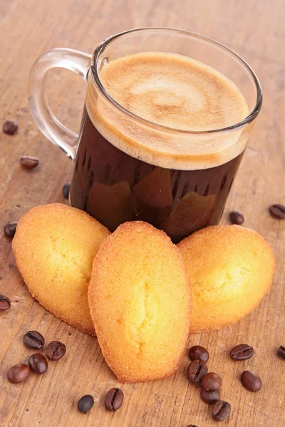 Coffee cup and french butter cake — Stock Photo, Image