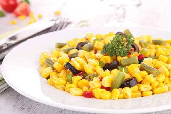 Vegetarian salad — Stock Photo, Image