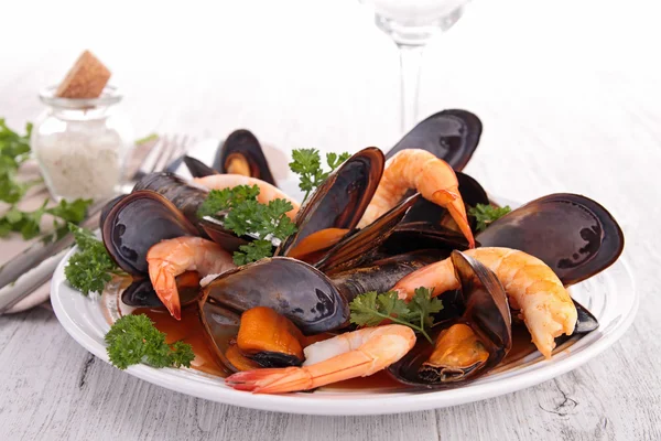 Mussel and shrimp — Stock Photo, Image