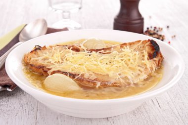 Fransız soğan çorbası