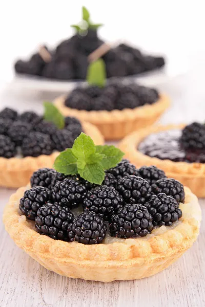 Blackberry pastrys