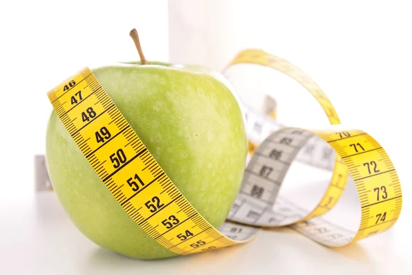 Yeşil elma ve teyp