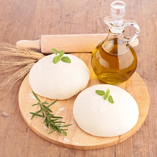 Pizza dough — Stock Photo, Image