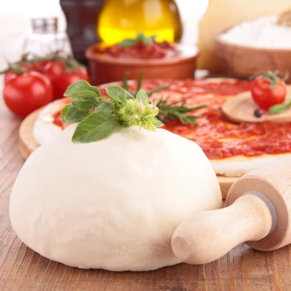 Pizza dough — Stock Photo, Image