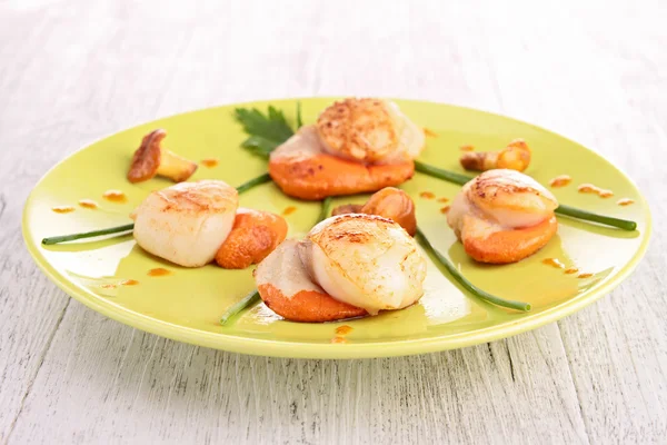 Fried scallop — Stock Photo, Image