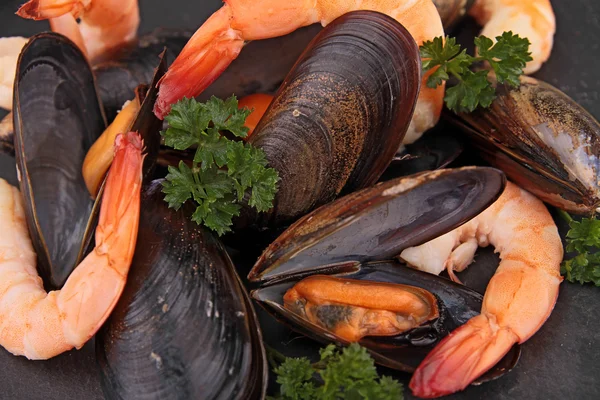 Shrimp and mussel — Stock Photo, Image