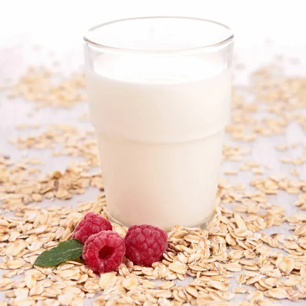 Glass of milk — Stock Photo, Image