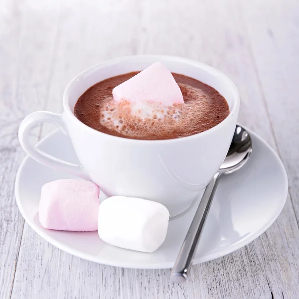 Hot chocolate with marshmallows — Stock Photo, Image