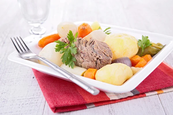 Guisado de carne e legumes — Fotografia de Stock