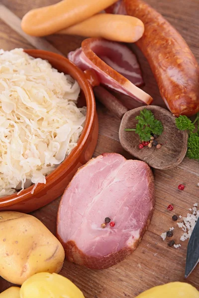 Raw meats and cabbage — Stock Image Raw meats and cabbage Royalty Free Stock Photos