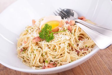 Carbonara, makarna