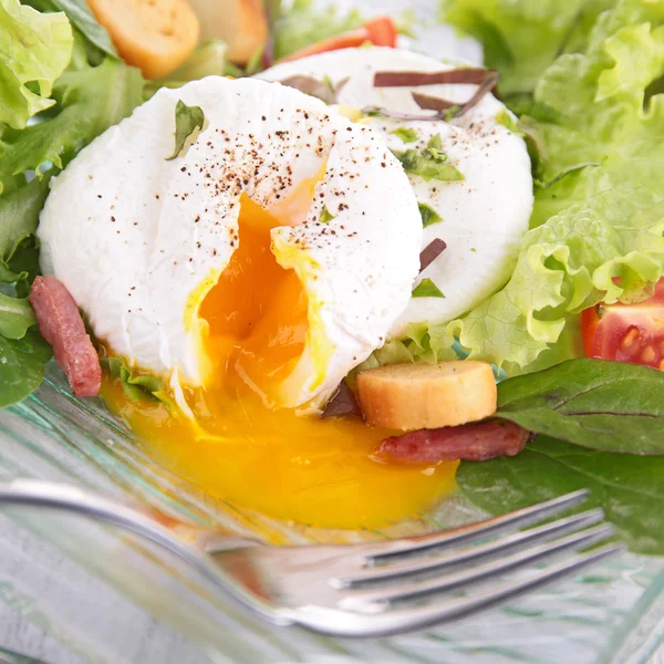 Poached egg — Stock Photo, Image