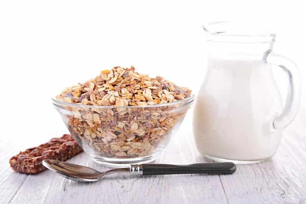 Muesli and milk — Stock Photo, Image