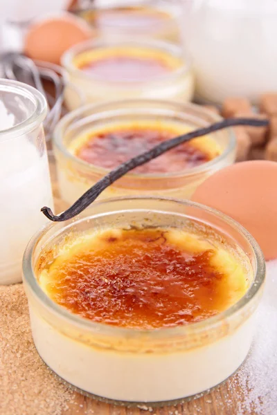 Crema de vainilla brulee —  Fotos de Stock