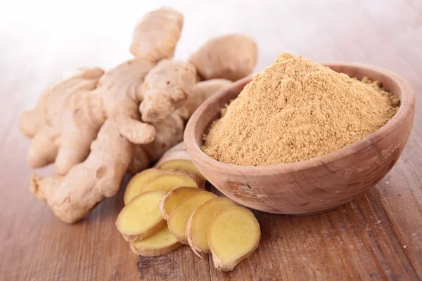 Sliced ginger root — Stock Photo, Image