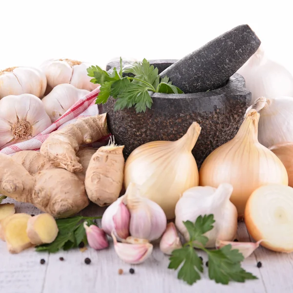 Zwiebel, Knoblauch und Petersilie — Stockfoto