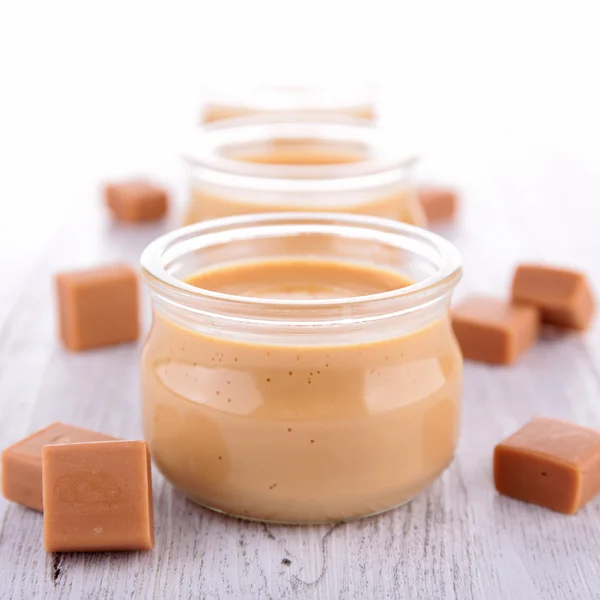 Caramel cream dessert — Stock Photo, Image