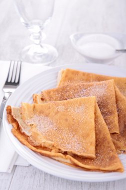 Krep plaka üzerinde