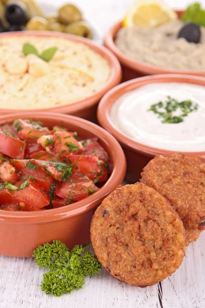 Hummus, falafel and others mezze — Stock Photo, Image