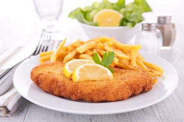 ekmekli balık ve patates kızartması