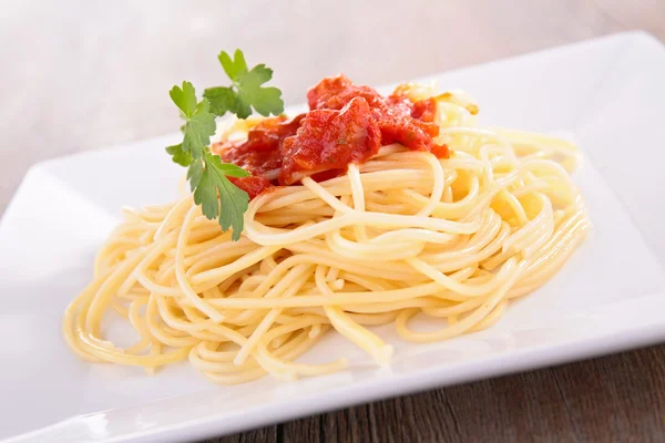 Espaguete e molho — Fotografia de Stock