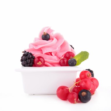 Berry dondurma, dondurulmuş yoğurt