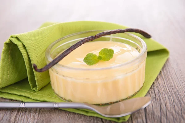 Vaniljkräm dessert — Stockfoto