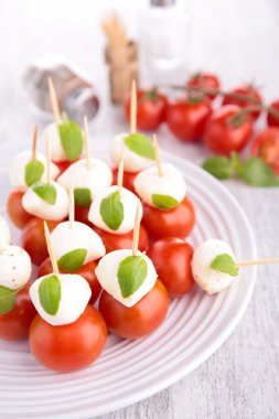 fingerfood, domates ve mozzarella