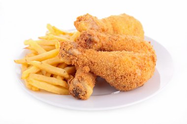 kızarmış tavuk ve patates kızartması
