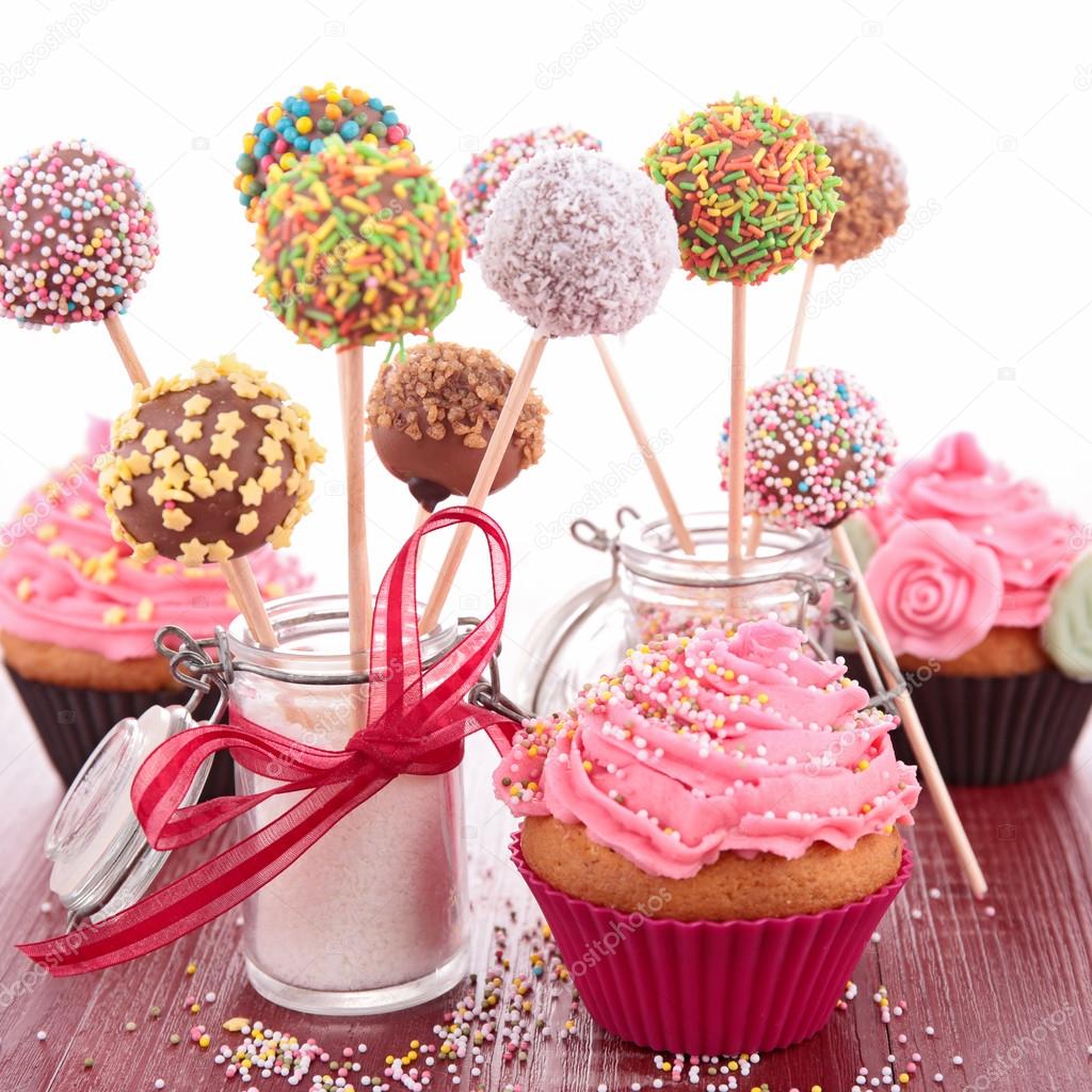 Cake pop and cupcake
