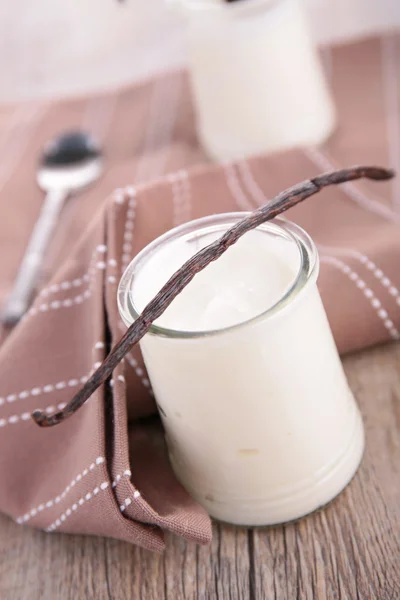 Frischer Joghurt — Stockfoto