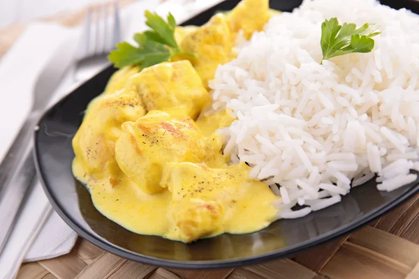 Rice and chicken curry sauce — Stock Photo, Image