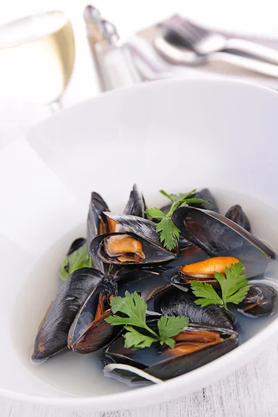 Mussel with wine sauce — Stock Photo, Image