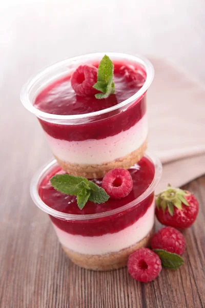 Berry dessert — Stock Photo, Image