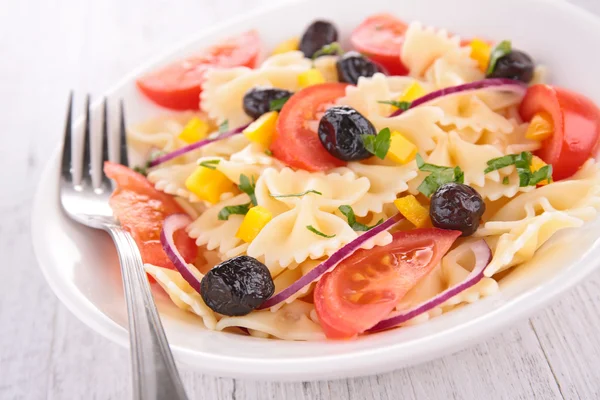 Pasta con ensalada — Foto de Stock