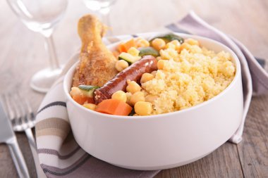 et ve sebze ile tahıl