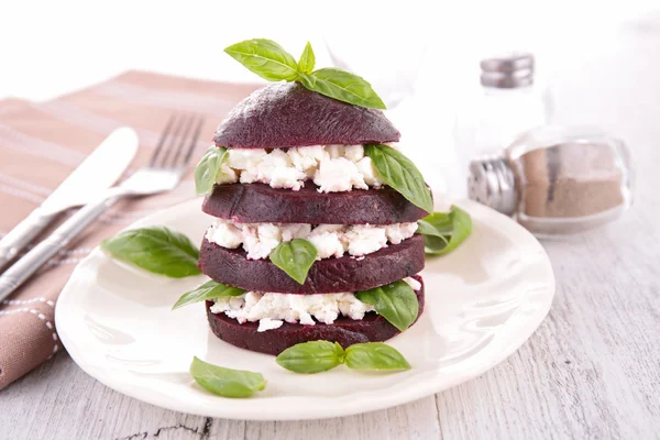 Beet, feta cheese and basil — Stock Photo, Image