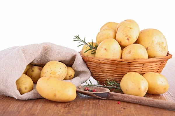 Patatas crudas — Foto de Stock