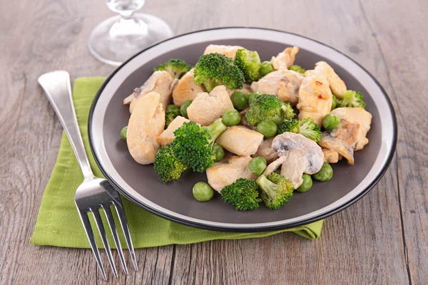 Chicken and vegetable — Stock Photo, Image