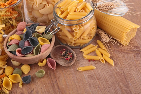 Rå pasta — Stockfoto