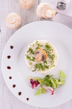 mantarlı risotto