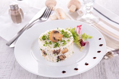 mantarlı risotto