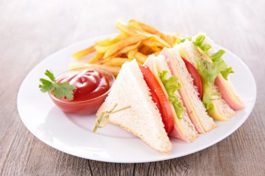 sandviç ve patates kızartması