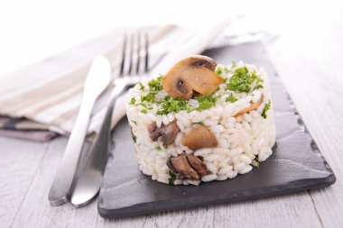 mantarlı risotto