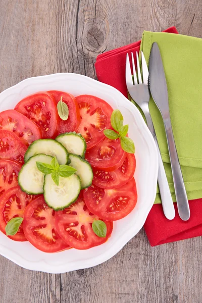 Salada de tomate e pepino Imagens De Bancos De Imagens