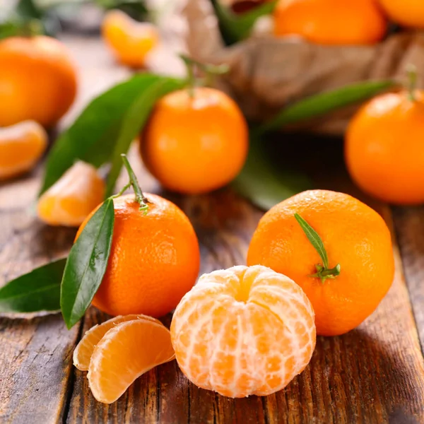 Clementine Buah Jeruk Mandarin Dan Daun — Stok Foto